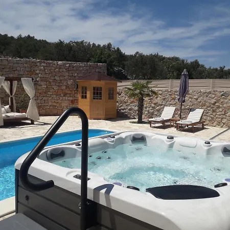 Roza Villa Murter