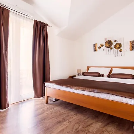 Villa Roza *