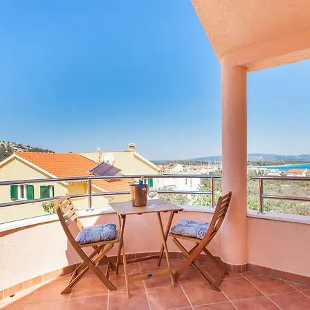 Roza Villa